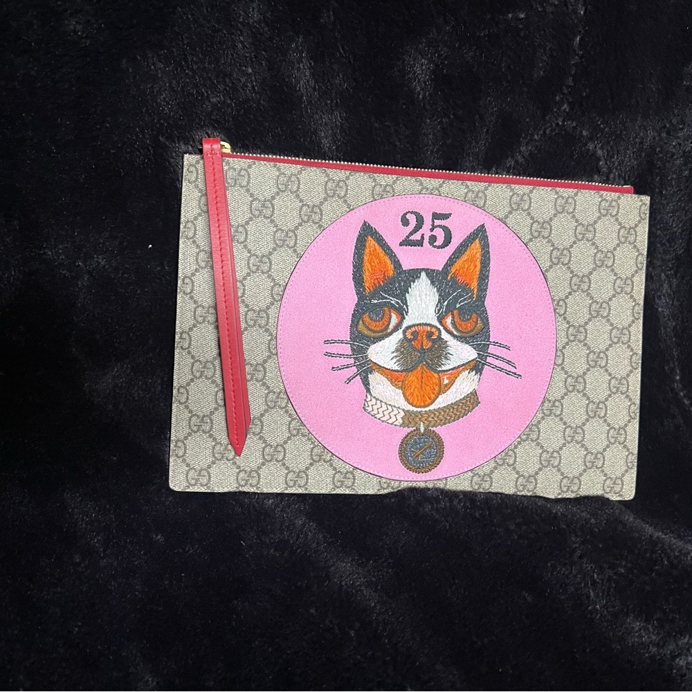 Gucci Pink Cat Print Pouch with Red Zipper